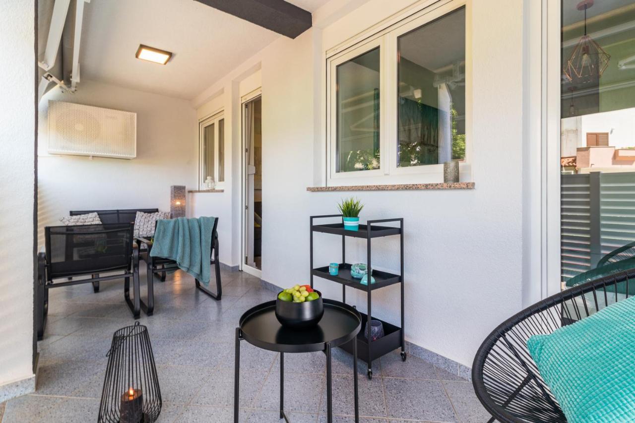 New Apartment Near Sea With 3 Bedrooms And 2 Bathrooms Pula Exteriér fotografie